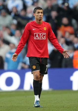 前青训主管：2013年曼联管理就一塌糊涂了，我一个人打多份工（前青训主管：2013年曼联管理混乱，我一人身兼数职）