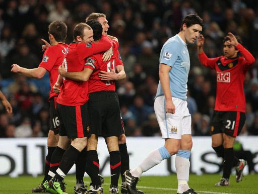 表情严肃！杨鸣回应遭江苏大逆转：球员没能站出来，大家畏手畏脚