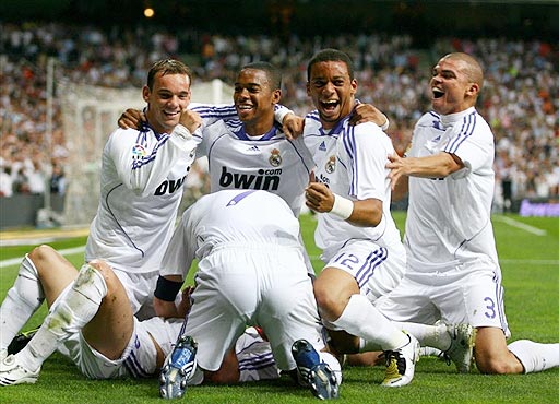 中超球队阵容分析：武汉三镇近期变化,