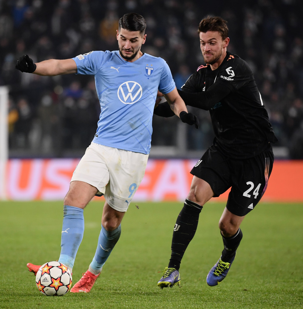 韩足协官方：因未经允许接受采访，主裁判金宇成禁赛三个月（韩国足协通报：主裁判金宇成擅自接受采访，被处以三个月禁赛）