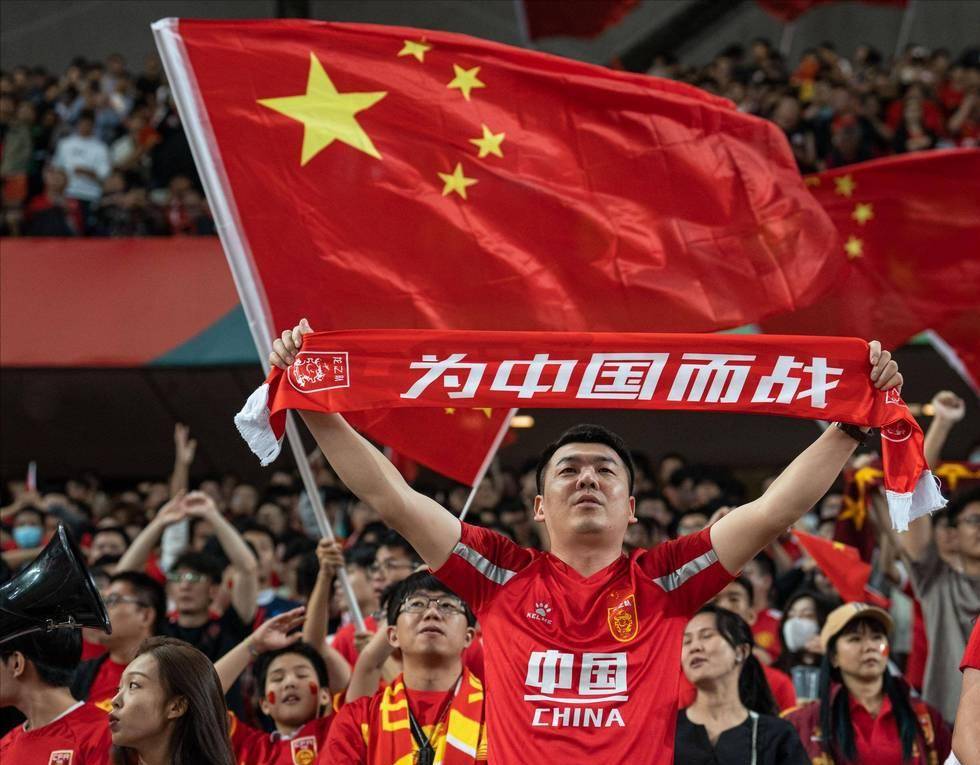 文图拉：执教意大利时媒体充满了敌意；现代足球充斥着表演