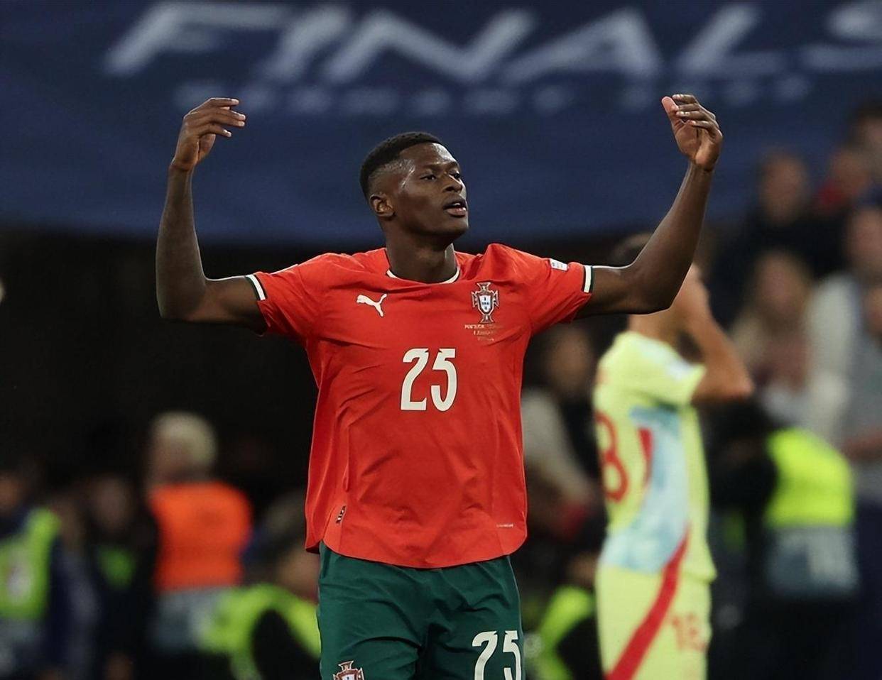 勇士首节仅得10分，刷新本赛季NBA单节最低得分纪录