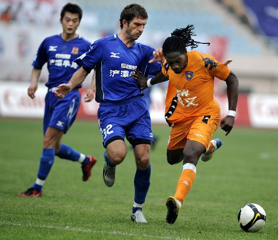 欧冠夺冠赔率：利物浦巴萨领跑 阿森纳第4皇马第5（欧冠冠军赔率榜：利物浦与巴萨领衔，阿森纳第4、皇马第5）