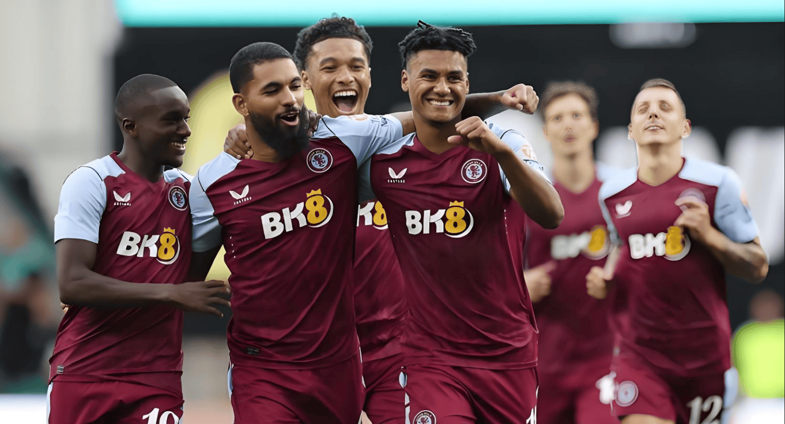 马德里足协举办第35届年度颁奖典礼，马塞洛、卡西等人出席（马德里足协第35届年度颁奖礼举行，马塞洛、卡西等现身）