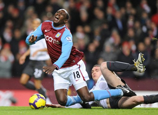 紫百合开局12轮不胜，意甲过去31年只有卡利亚里此种情况保级