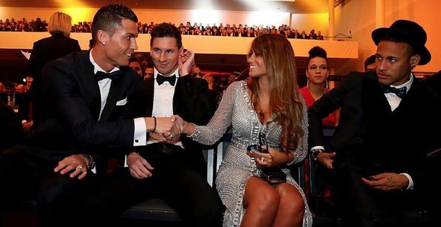 国足未来第一左后卫：华裔球星90万欧转会费登陆波兰联赛！