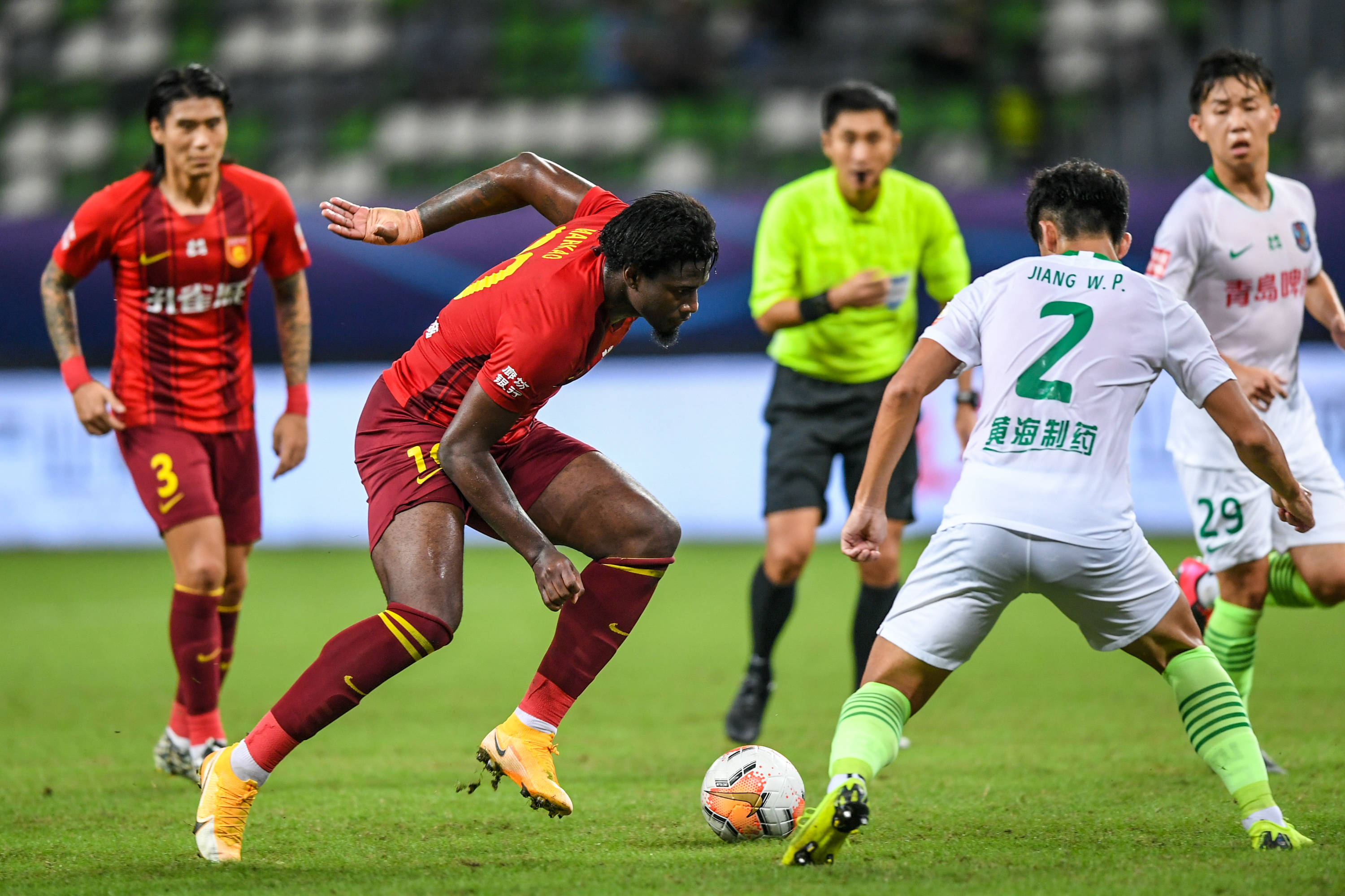 完美谢幕！摩洛哥前锋哈默德双响助球队夺冠，赛后从国家队退役（哈默德梅开二度助队捧杯，赛后宣布退出国家队）