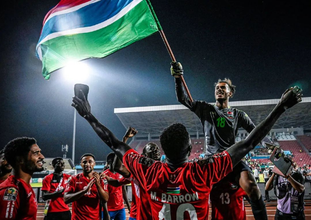 天空体育：切尔西正在努力签下前巴萨前锋罗克（天空体育：切尔西加紧推进引进前巴萨前锋罗克）