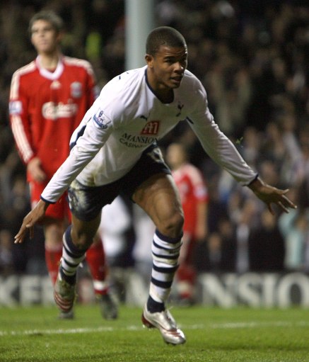 Shams：国王对全队范围内的交易讨论保持开放态度