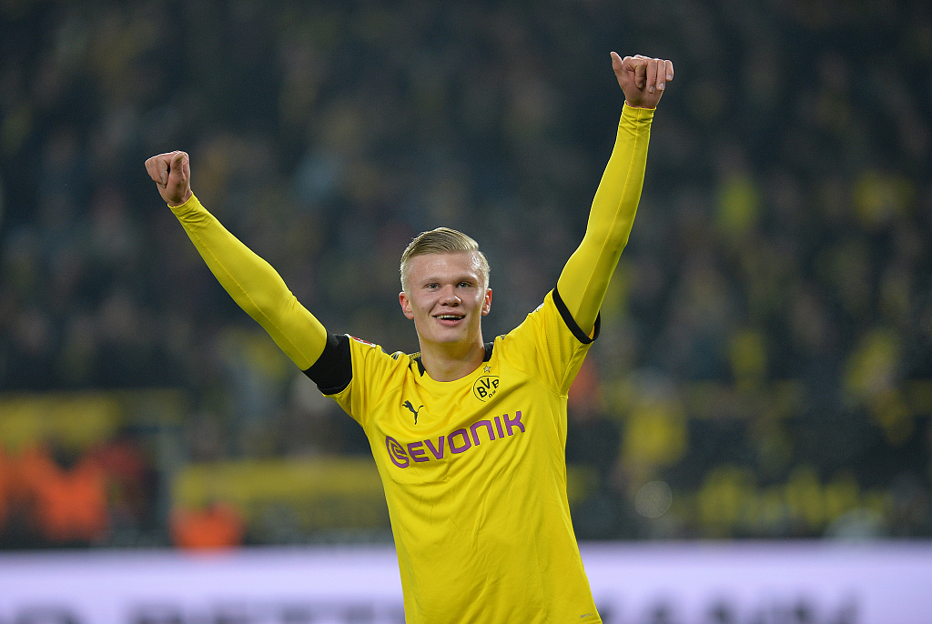 年轻门将迅速成长，被誉为未来之星