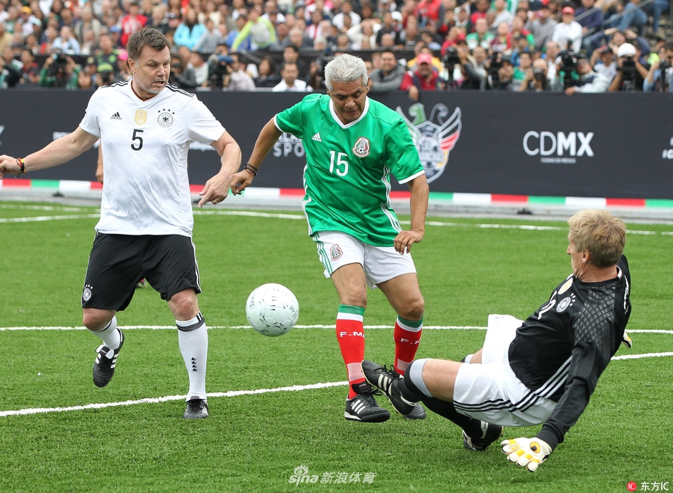 记者：国米失去邓弗里斯后右路失守；新援恩里克完全不合格